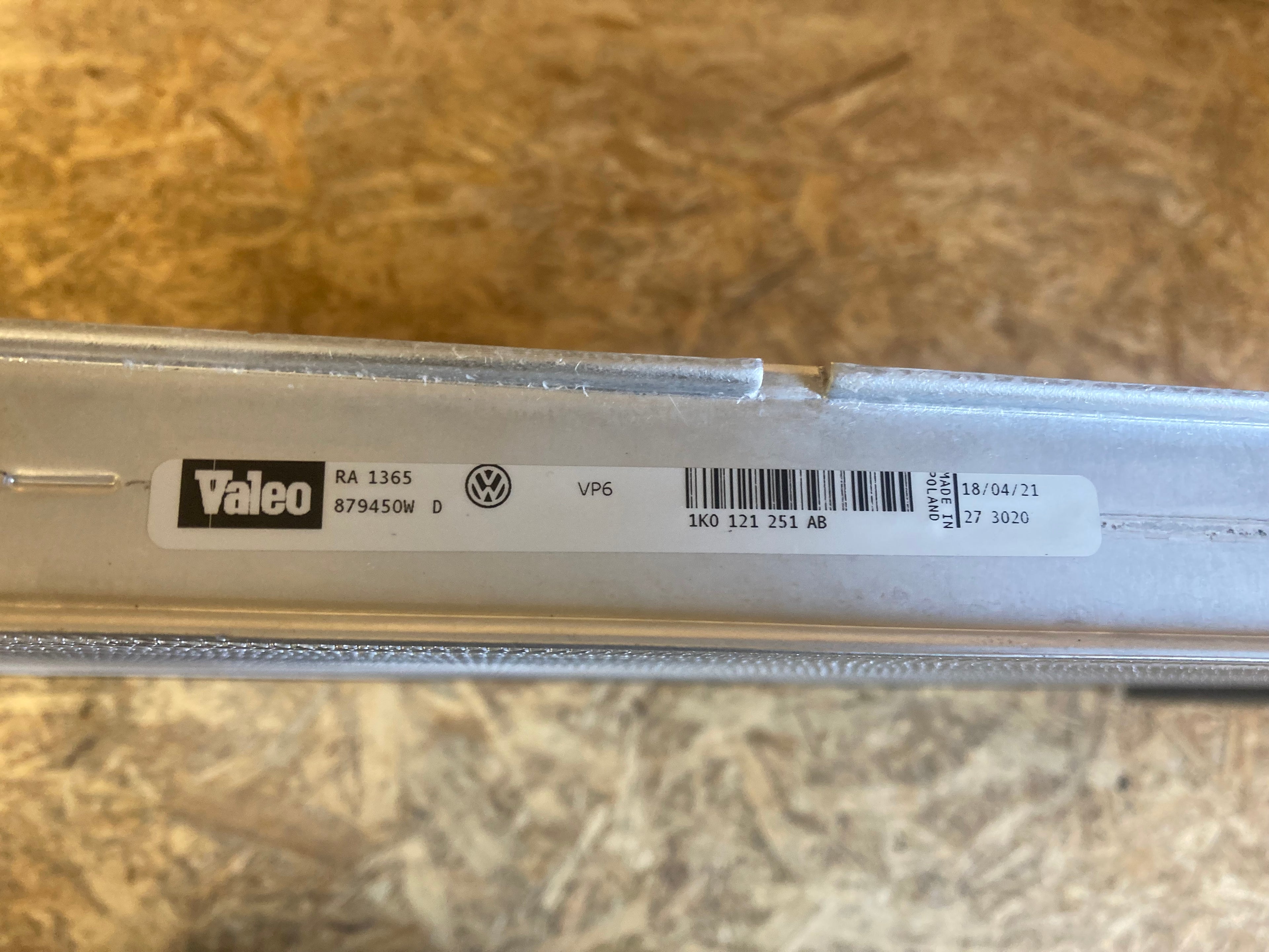 Chladič vodní VW 2,0 TSi/ 1,6/2,0TDi 1K0121251AB