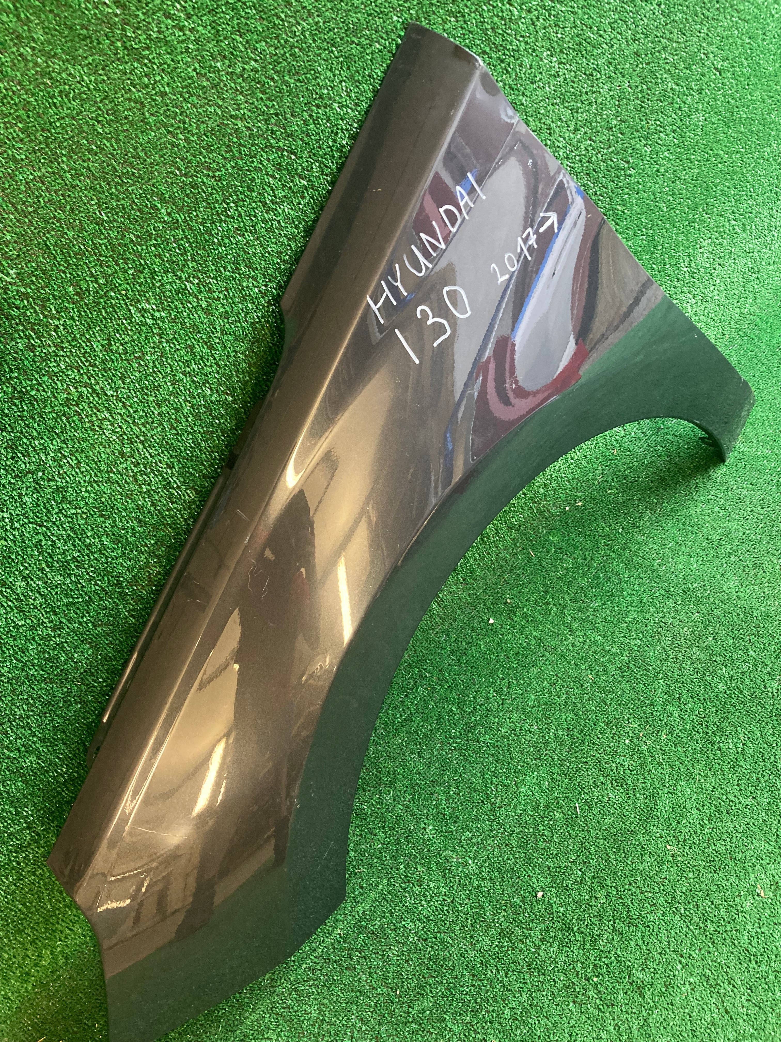 LEVÝ blatník Hyundai i30 2017+