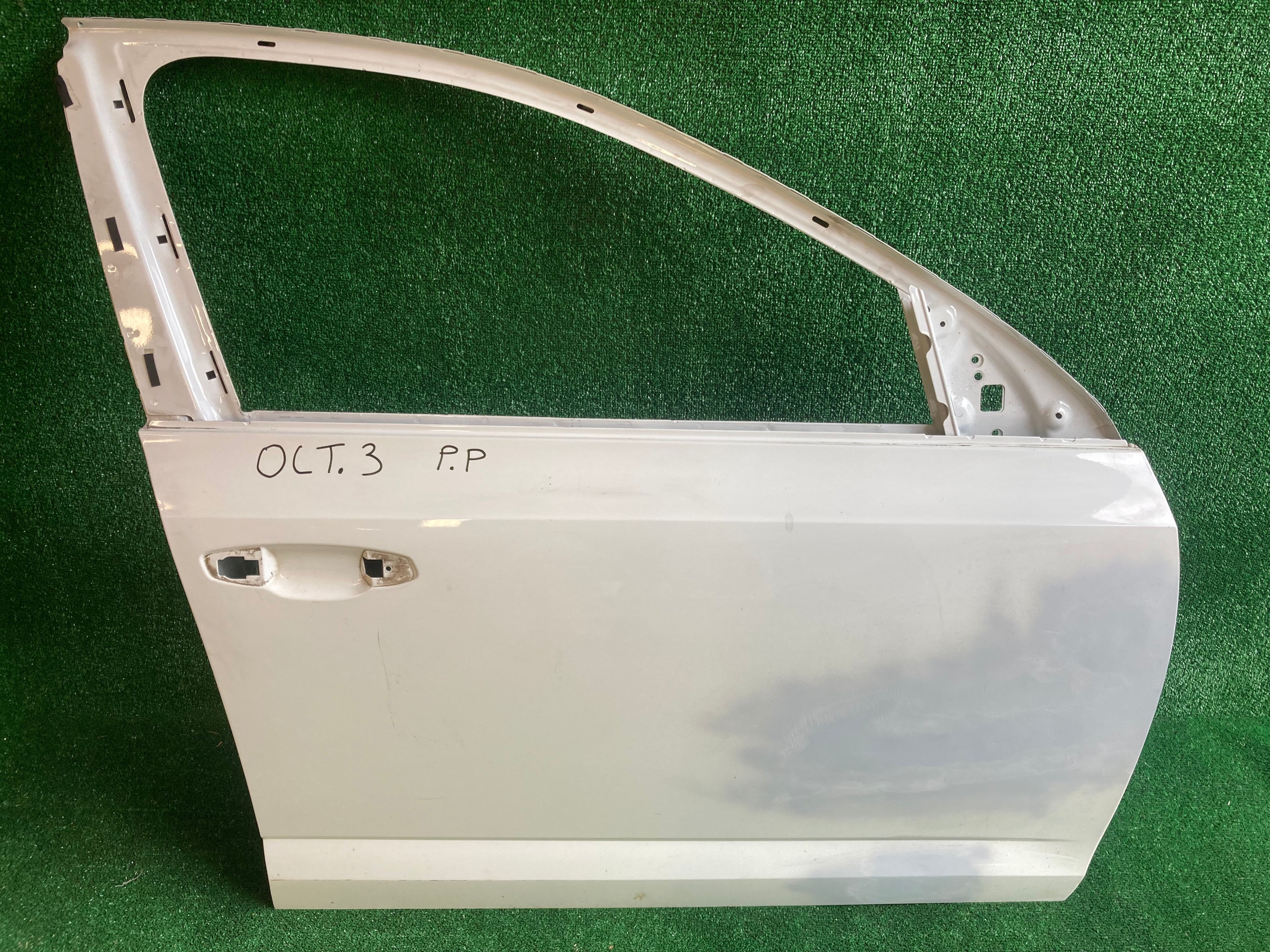 Škoda Octavia III, 3 pravé přední dveře