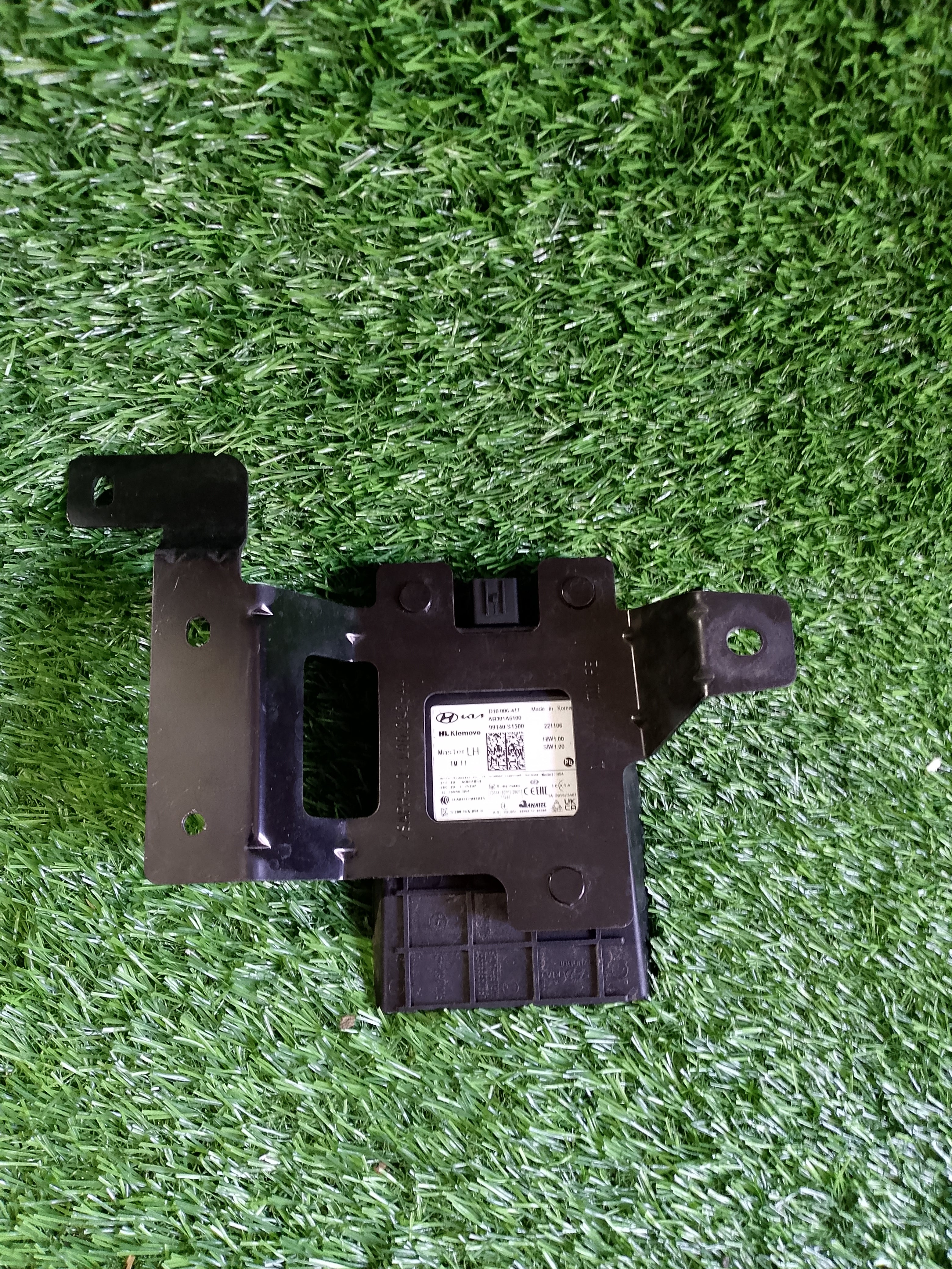 Modul řízení mrtvého úhlu vlevo u Hyundai Santa Fe 2021 99140S1500 DOD3294