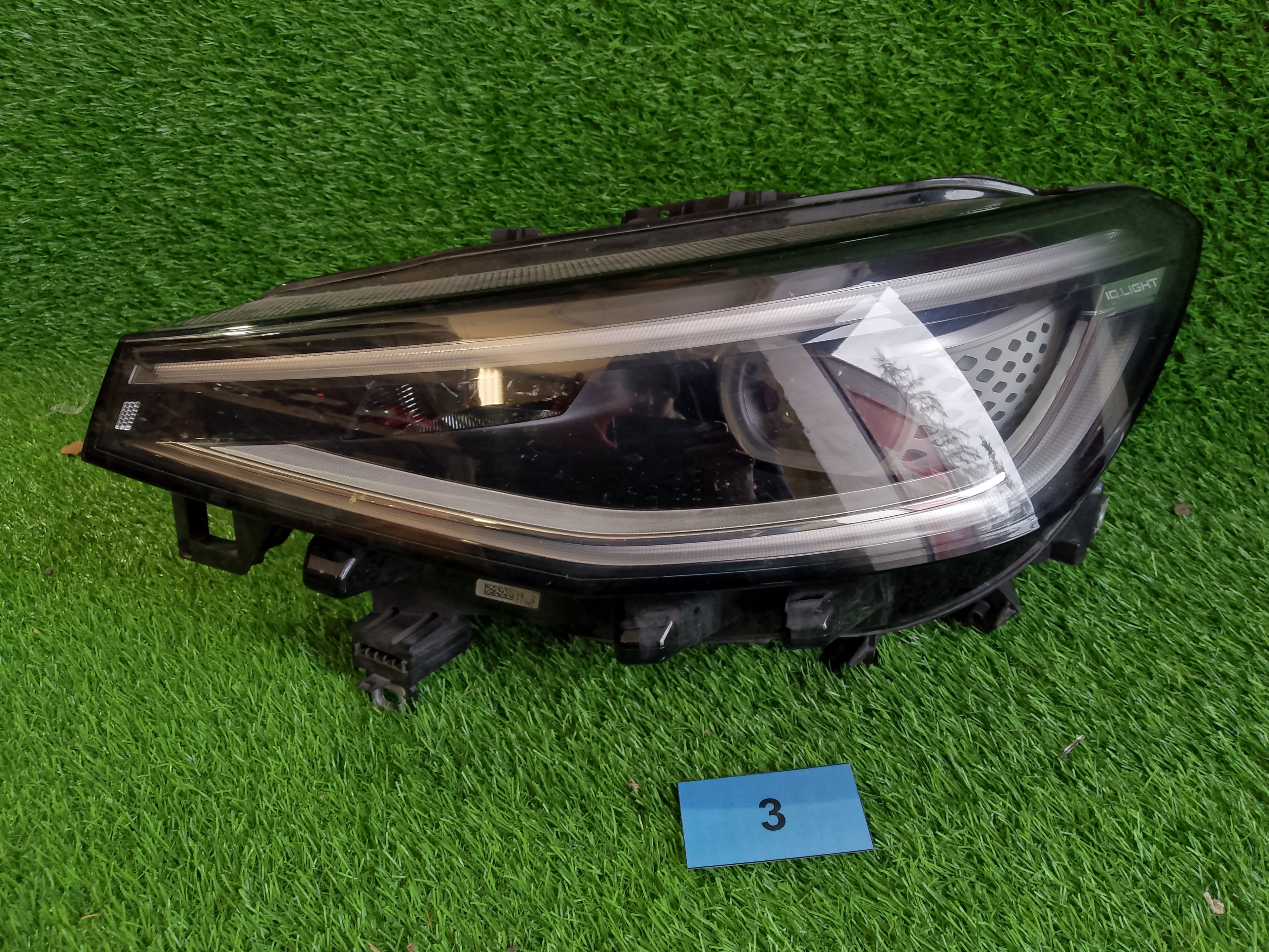 VW ID4 ID-4 ID 4 Levé světlo 11B FULL LED 11B941036F