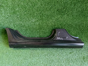 Škoda Fabia III, 3 pravý práh