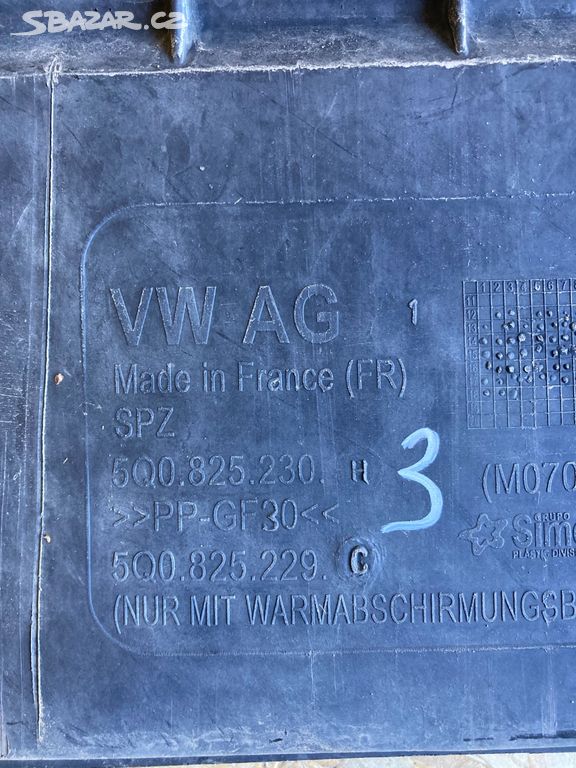 kryt podlahy VW Golf VII  5Q0825230H