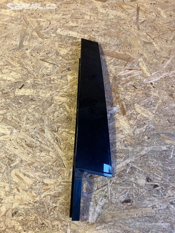 Škoda Superb III,3  - lišta zadní pravá 3V0839902