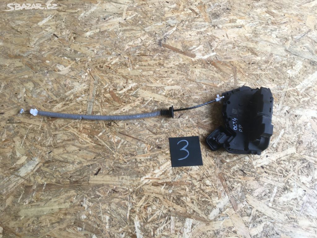 Škoda Octavia IV,4 pravý přední zámek 5TB837016C