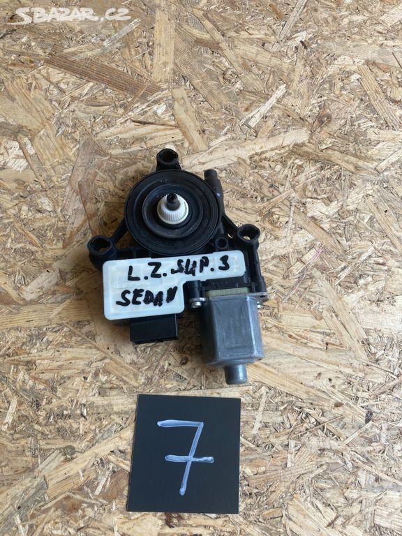 5Q0959811E Motor pro stahování oken