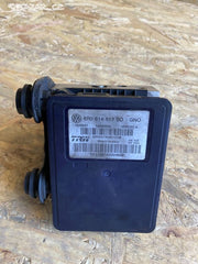 Jednotka ABS 6R0614517BD