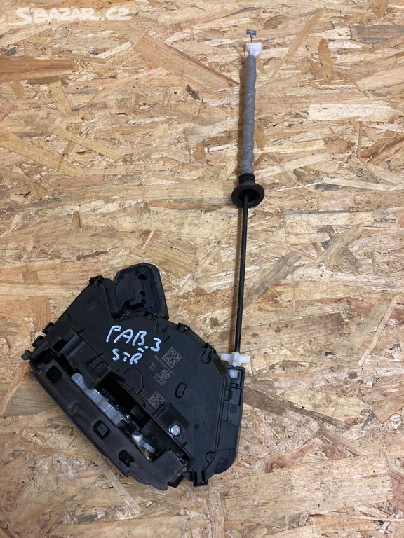 5TB837016C Zámek dveří ŠKODA