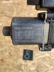 5Q0959812E Motorek pro stahování oken