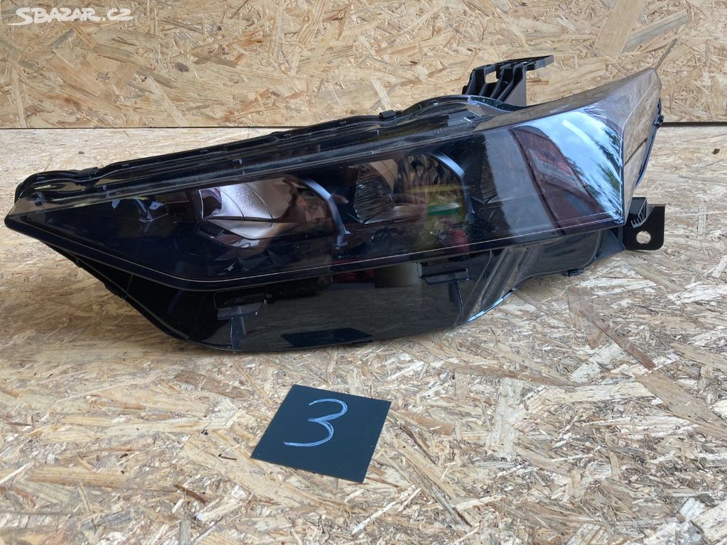 PŘEDNÍ SVĚTLOMET  CITROEN DS4 CROSBACK FULL LED