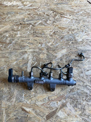 04B130093 Rozdělovač paliva