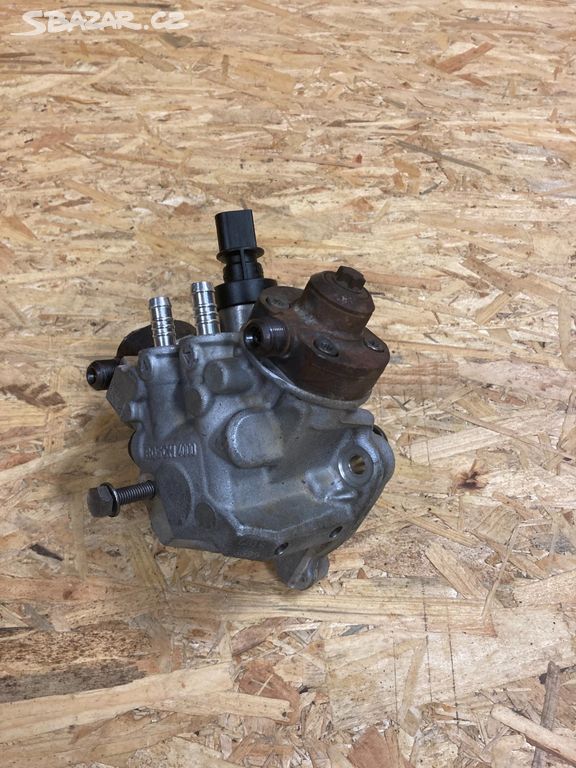 BMW F10 F07 vstřikovací čerpadlo 7800123