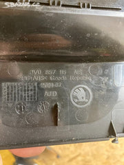 Suberb III popelník 3V0863284 9B9/ 3V0857115