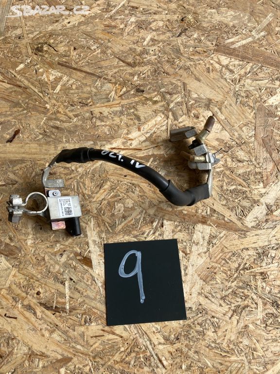 Škoda Octavia IV,4   5WA915181C