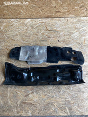 5JA863993   6RA805275 Krycí plech vodního kanálu