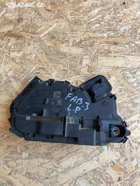 5TB837015 zámek dveří L.P.