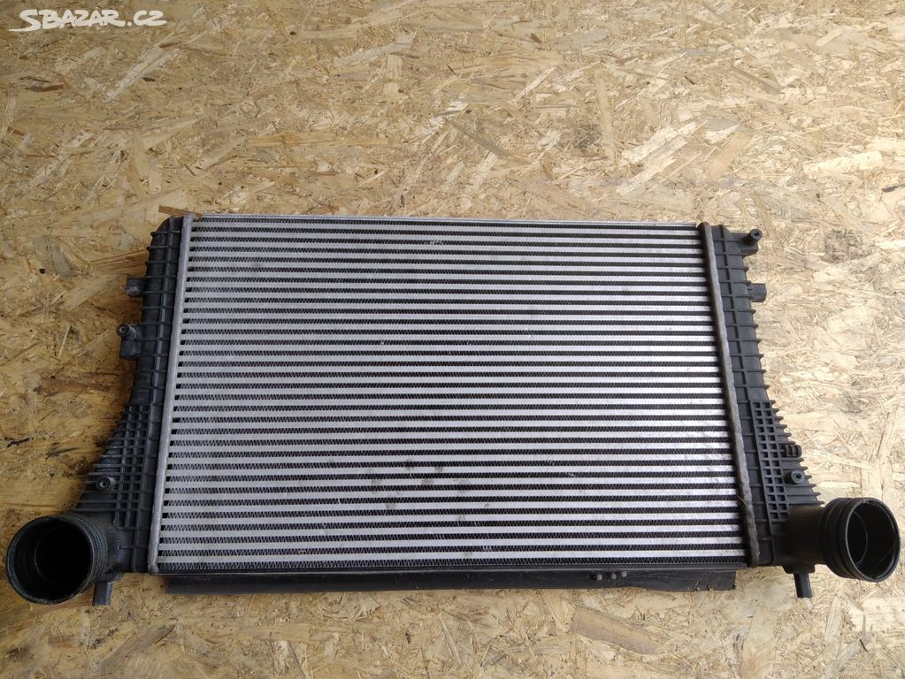 chladič intercooler VAG 1,9 TDI 2,0 TDI 1K0145803T