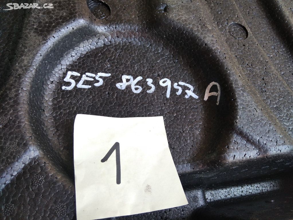 Octavia III Combi výplň rezervy 5E5863957A