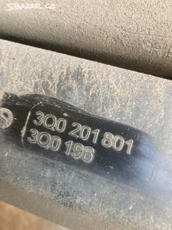 nádobka s aktivním uhlím ŠKODA Superb III