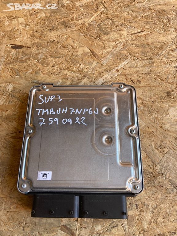 04L907309P Řídící jednotka motoru