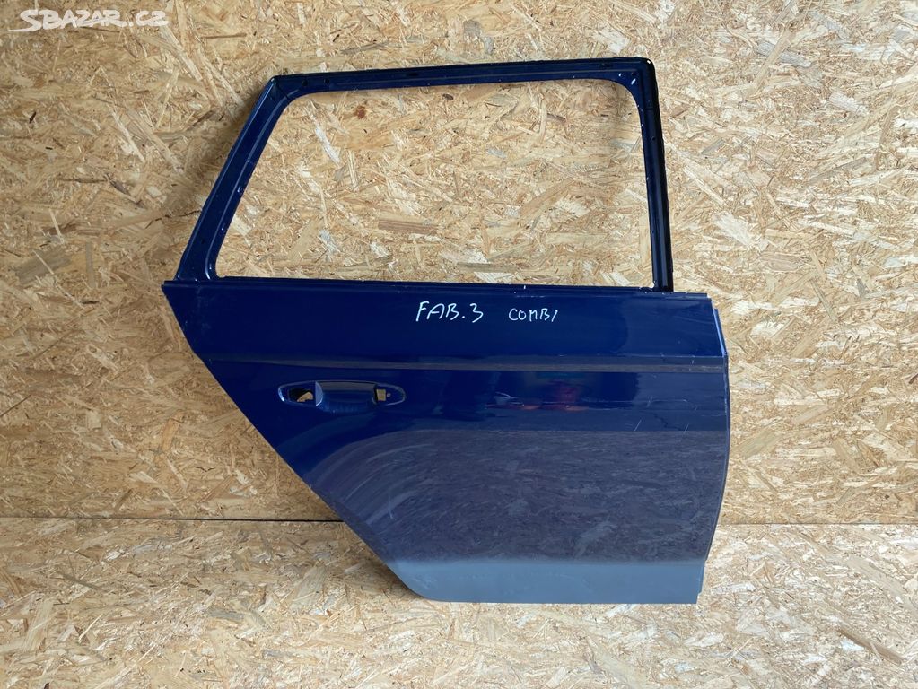 Škoda fabia III,3 pravé zadní dveře combi