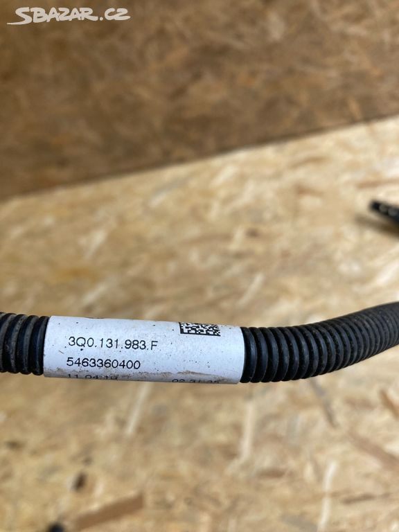 PŘÍVOD ADBLUE 3Q0131983F