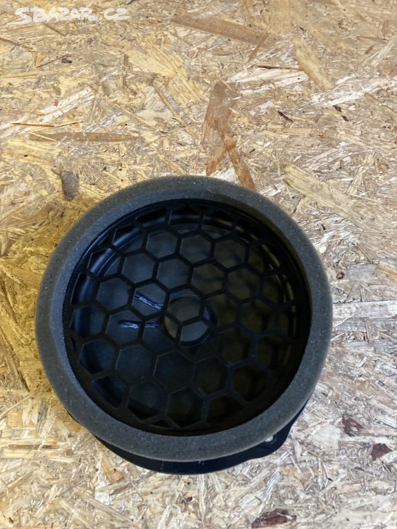 reproduktor basový  Škoda Superb III  3V0035411G