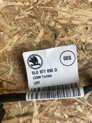 Konektory 4F0973703, 5WA972483D, 4H0973717