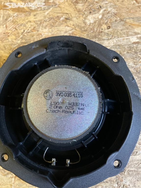 reproduktor basový  Škoda Superb III  3V0035411G
