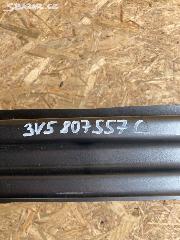 ŠKODA SUPERB 3,III  ZADNÍ VÝZTUHA 3V5807557C