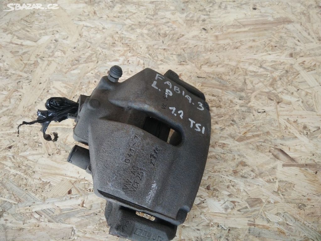 Fabia III levý přední třmen, pravý třmen Fabia 3