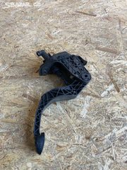 ŠKODA FABIA SPOJKOVÝ PEDÁL 6C1721059N