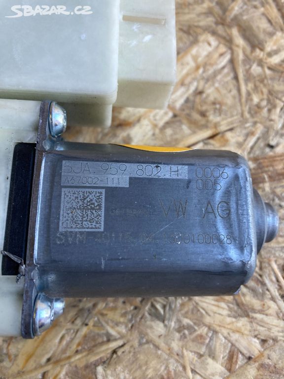 Škoda Rapid moturek stahování oken 5JA959802H