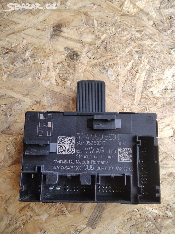 řídící jednotka dveří přední levá 5Q4959593E