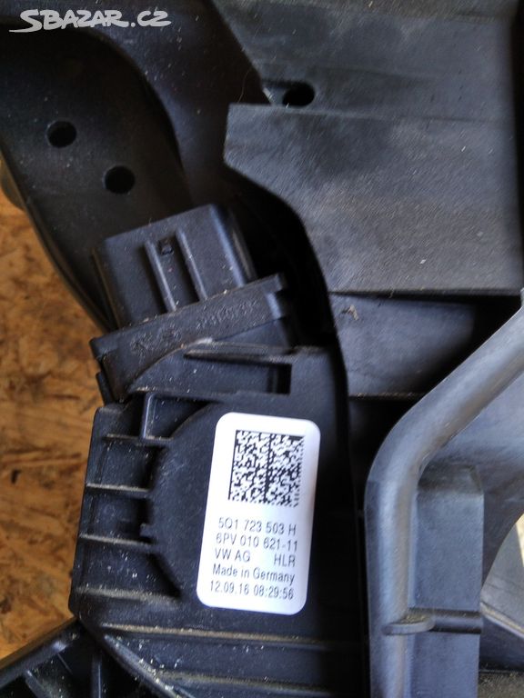 plynový pedál VW Passat B8 3G0 2,0 TDI 5Q1723503H