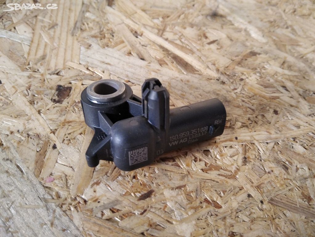 čidlo airbagu nárazový senzor 1S0959351