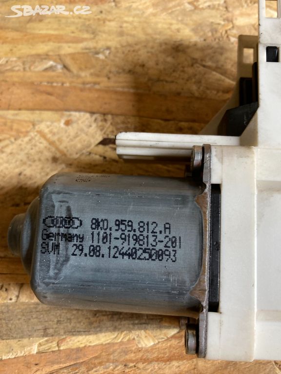 8K0959812A Motor pro spouštěč oken
