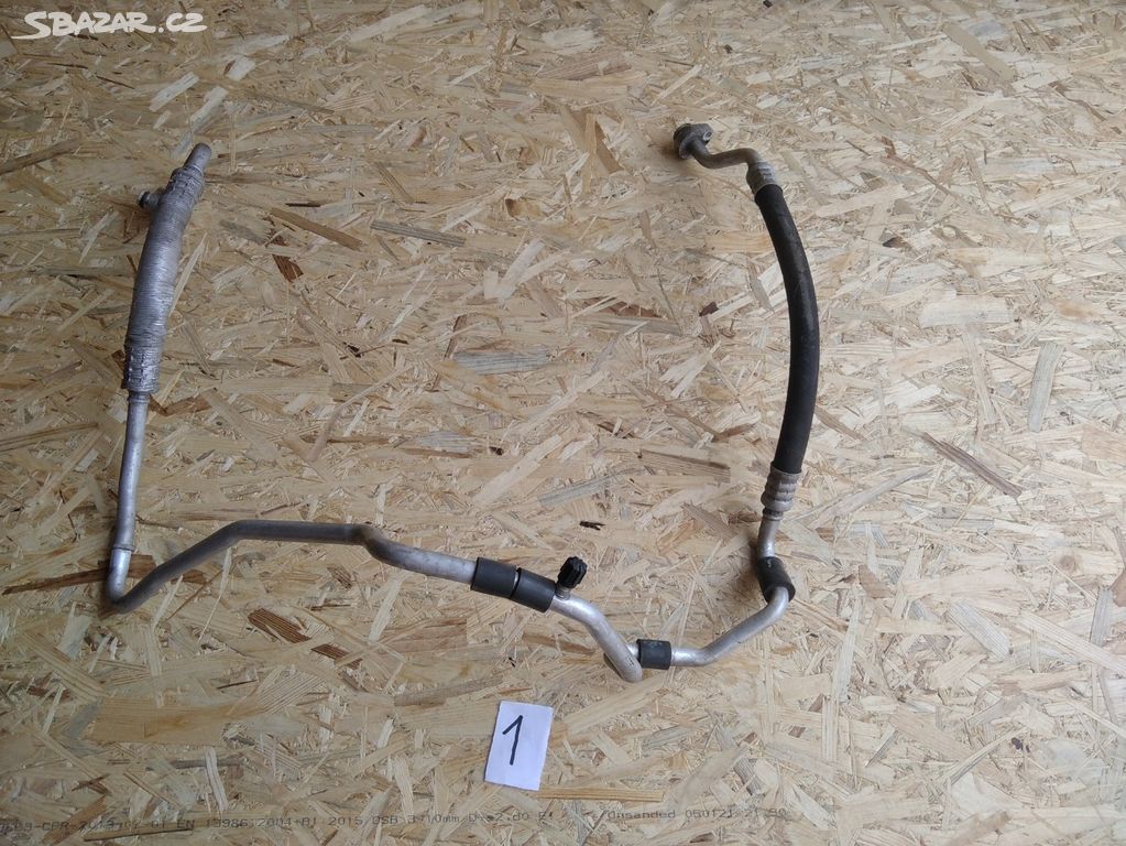 Klimatrubka  Škoda Octavia 2 1K0820743CB