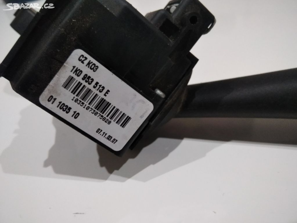 Přepínač směrovek Octavia II   1K0953513E
