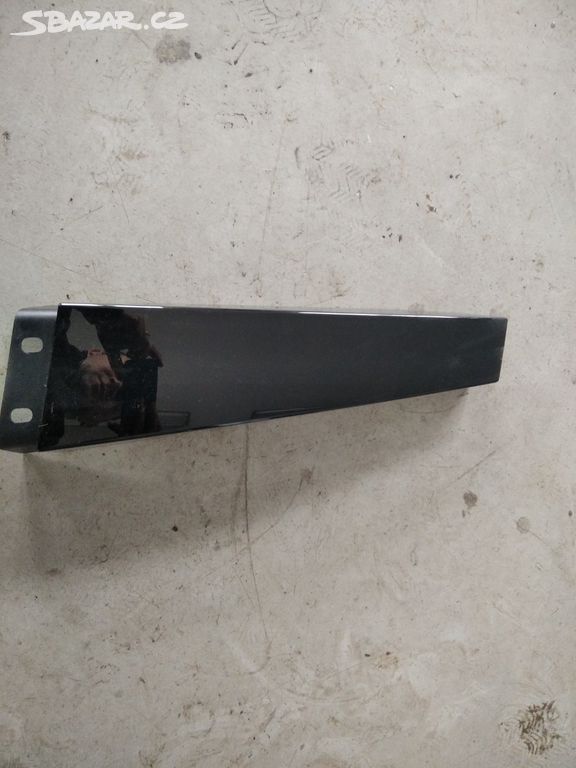 SKODA RAPID PRAVÝ SLOUPEK 5JA853290C