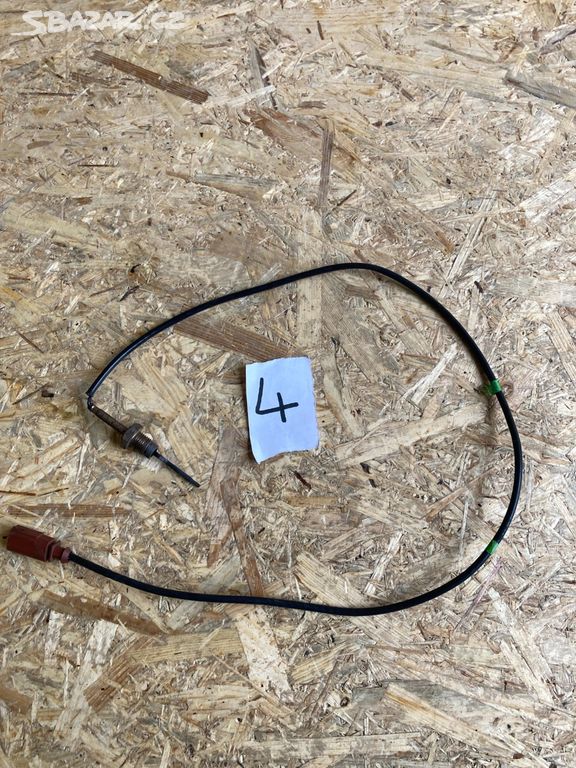 04L906088DB Čidlo teploty spalin