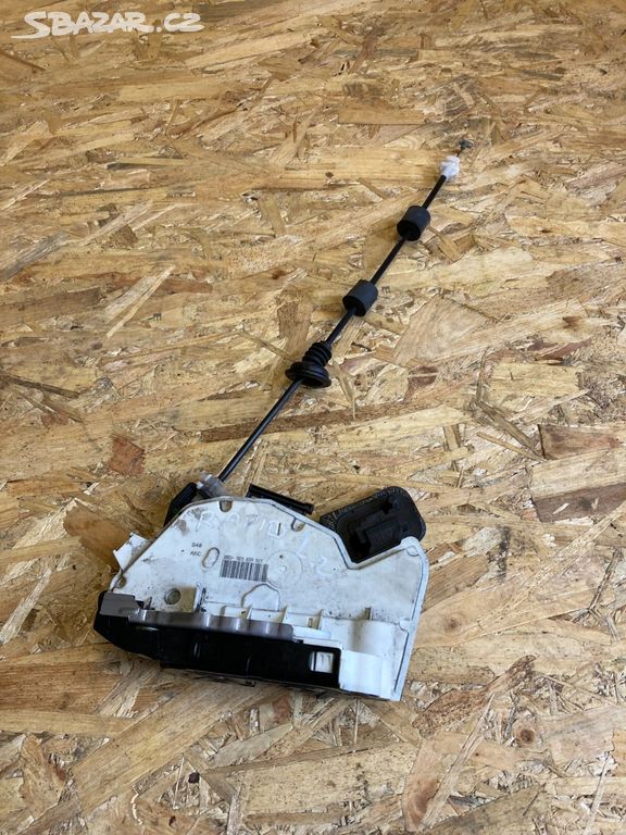 5E0839015 Zámek dveří