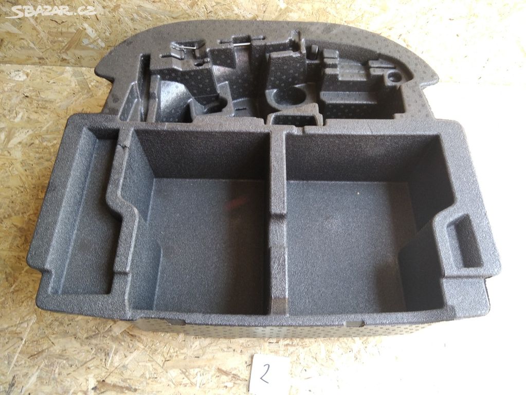 Octavia III Combi výplň rezervy 5E5863957A