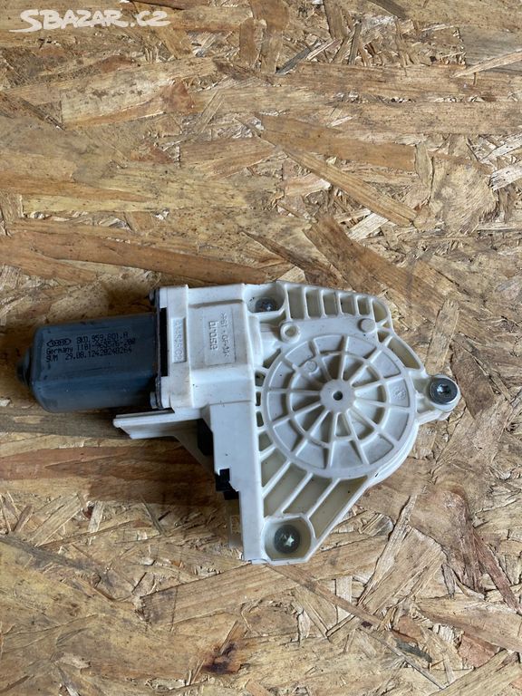 8K0959801A Motor pro spouštěč oken