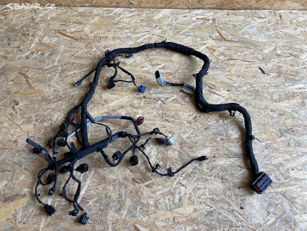 04B971612P Svazek elektroinstalace pro motor