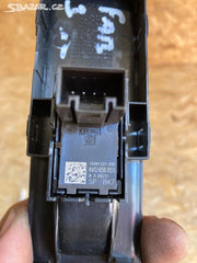 6V0959855 spínač pro okna