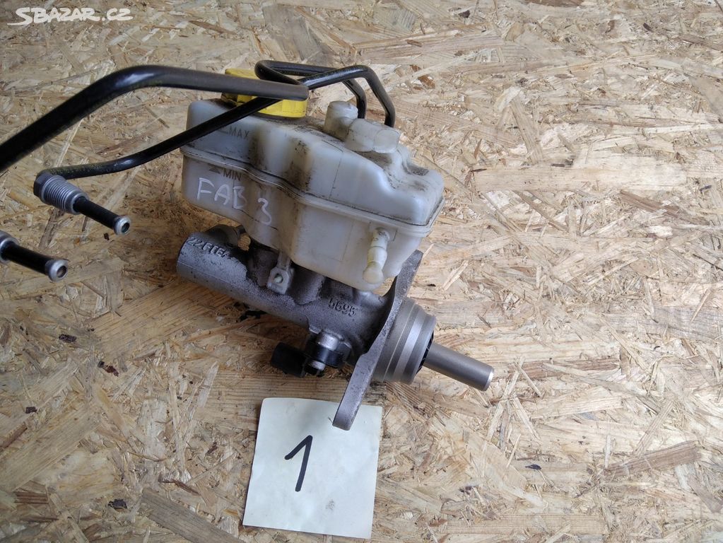 Hlavní brzdový válec fabia III  6R0611301A