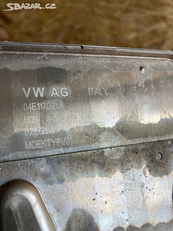 chladič oleje VW,ŠKODA  04E117021L