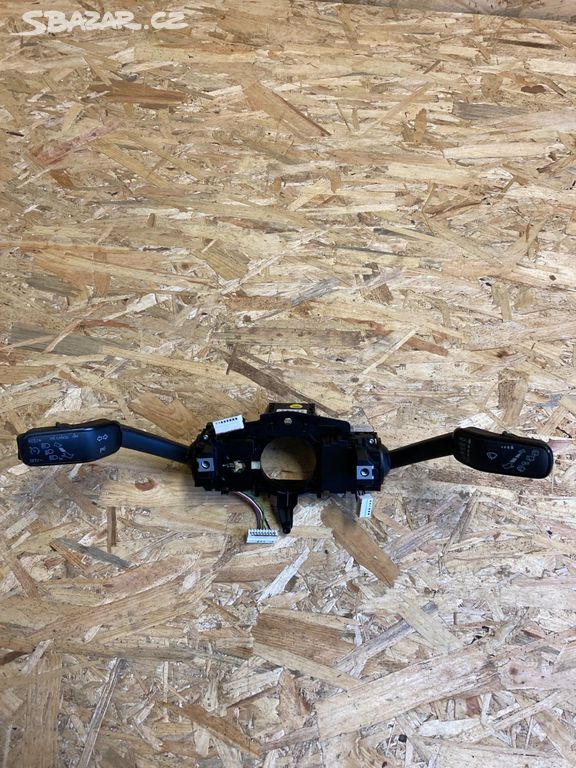 Lukas octavia III  5Q0953507EE   5Q0953507AC