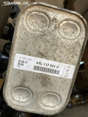 04B115389B Čistič oleje s přírubou